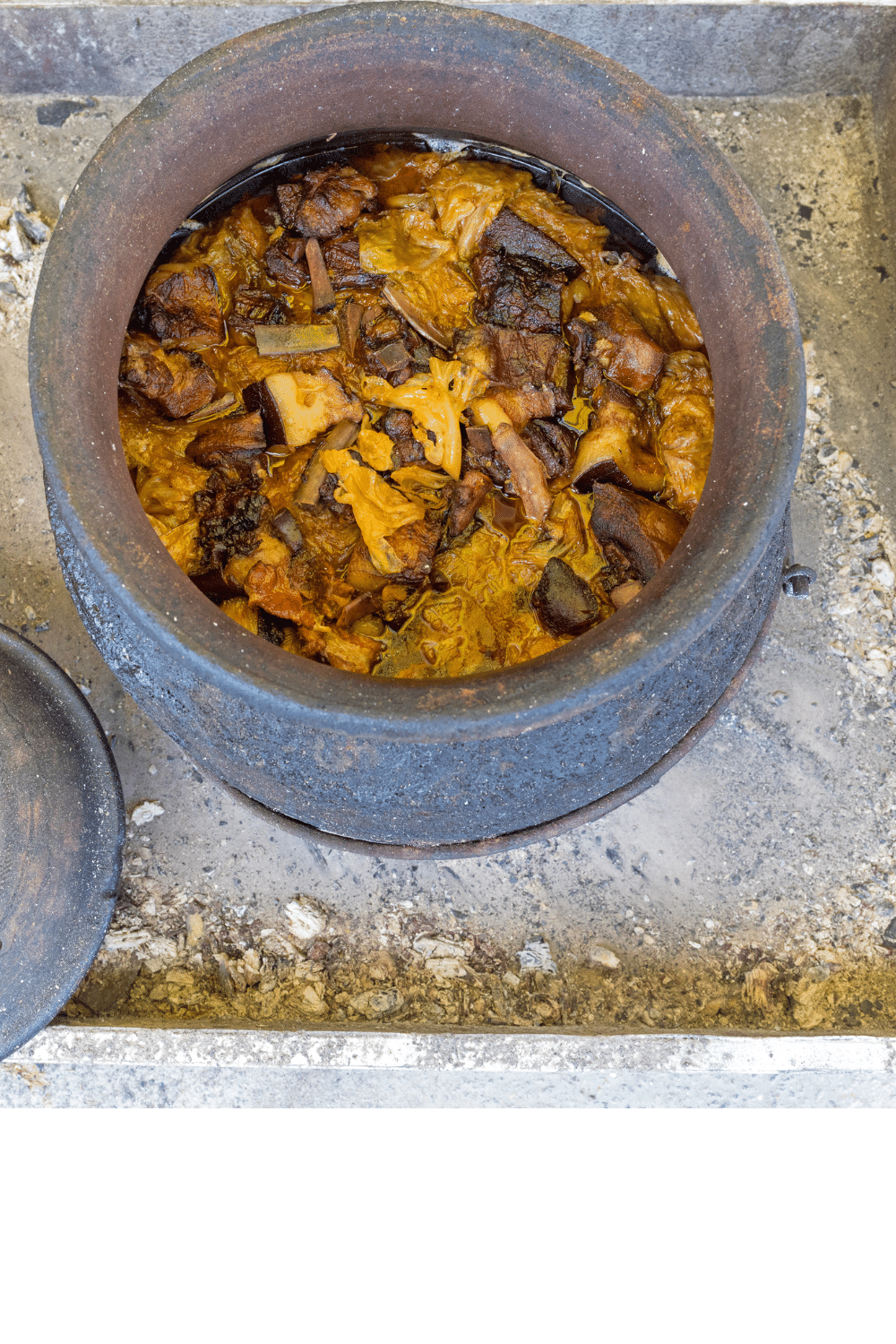 Mouthwatering Meals You Can Make In A Dutch Oven